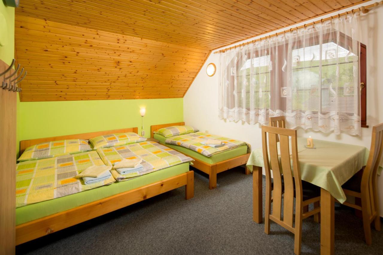 Ada Apartments Liptovský Trnovec エクステリア 写真