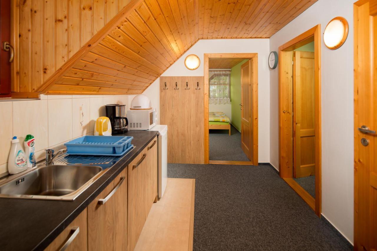 Ada Apartments Liptovský Trnovec エクステリア 写真